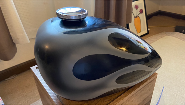 バイク本体、タンク、ヘルメットのカスタム塗装